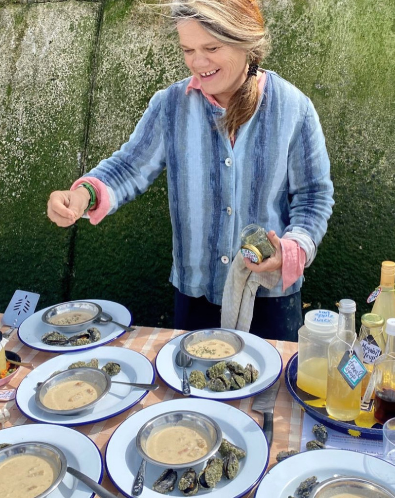 Welcome to White Cliffs Country in Spring 